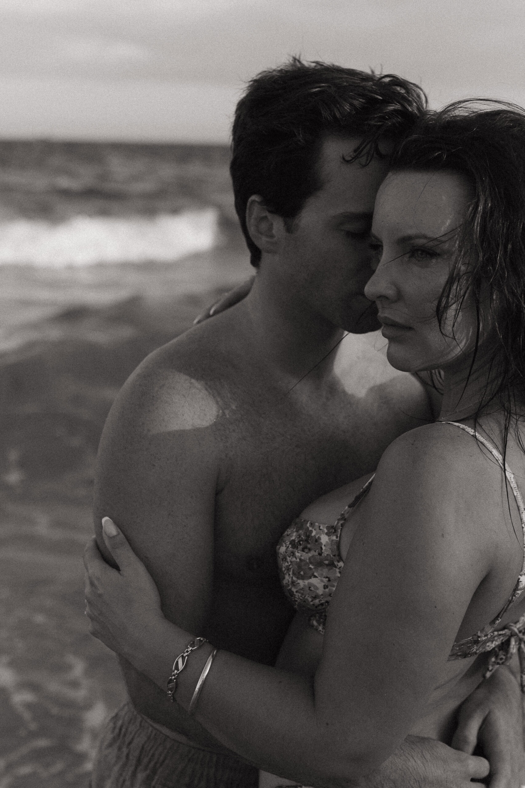 An Vintage-Inspired Engagement Session on the Beaches of Florida
