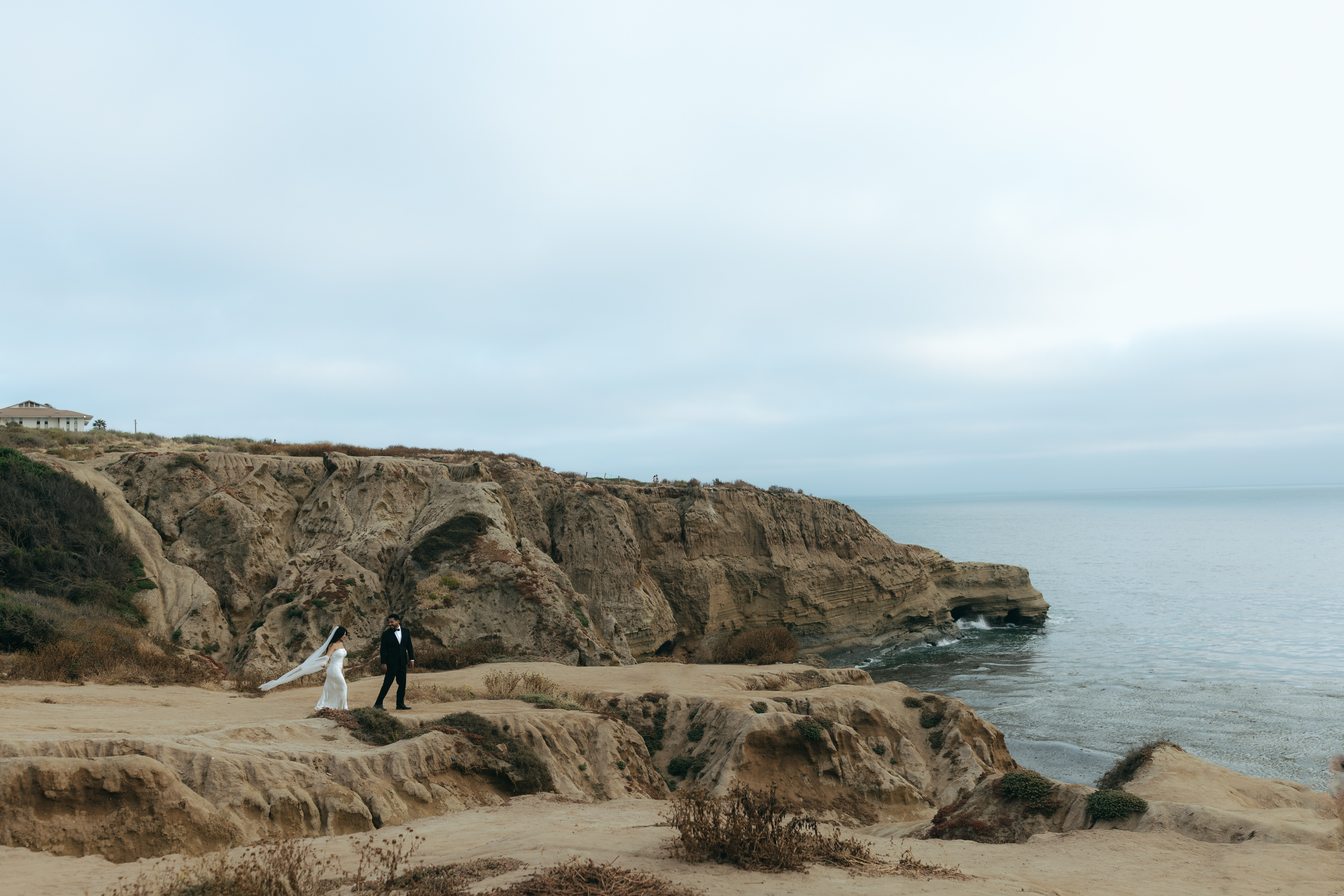 A Dreamy Destination Wedding at Sunset Cliffs in San Diego, California by Kayla Shenk Photography 