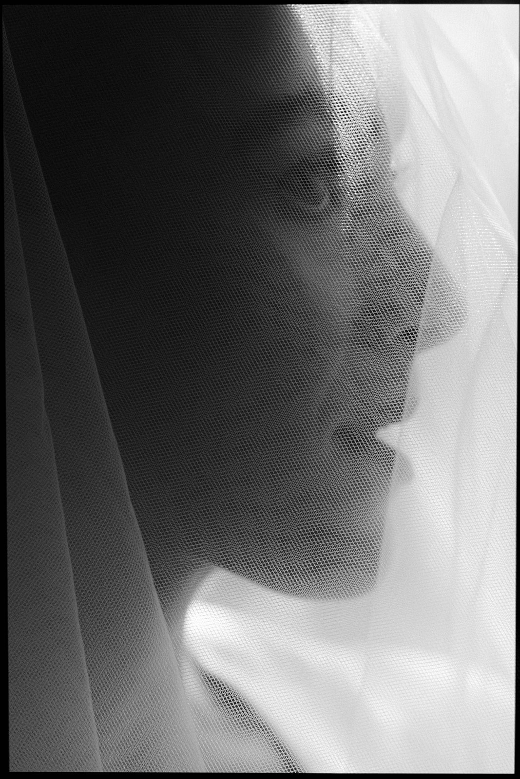 This stunning Miami wedding at the iconic Mayfair House Hotel was the perfect blend of chic, editorial style and effortless luxury. As a South Florida wedding photographer, I’m constantly inspired by couples who embrace fashion-forward details and bold aesthetics—and this gallery delivered all of that and more. From the breathtaking architecture of the Mayfair House Miami to the elegant garden-inspired details, every moment felt straight out of a modern magazine spread.