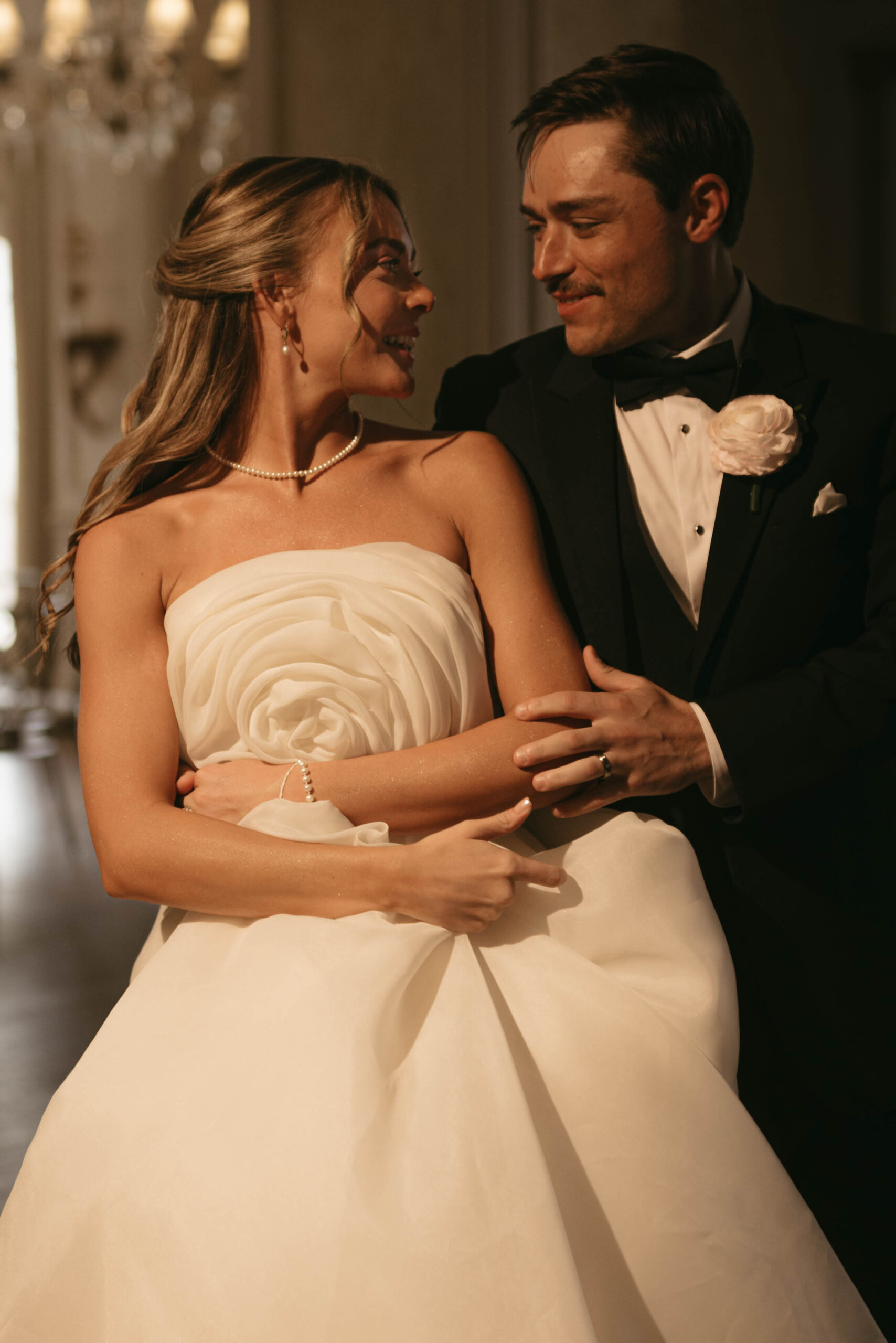A romantic, high-end wedding at the Crane Club in South Florida, Noah and Annie’s day was filled with artistic details, timeless fashion, and effortless elegance—captured through an editorial, story-driven lens in the heart of West Palm Beach.
