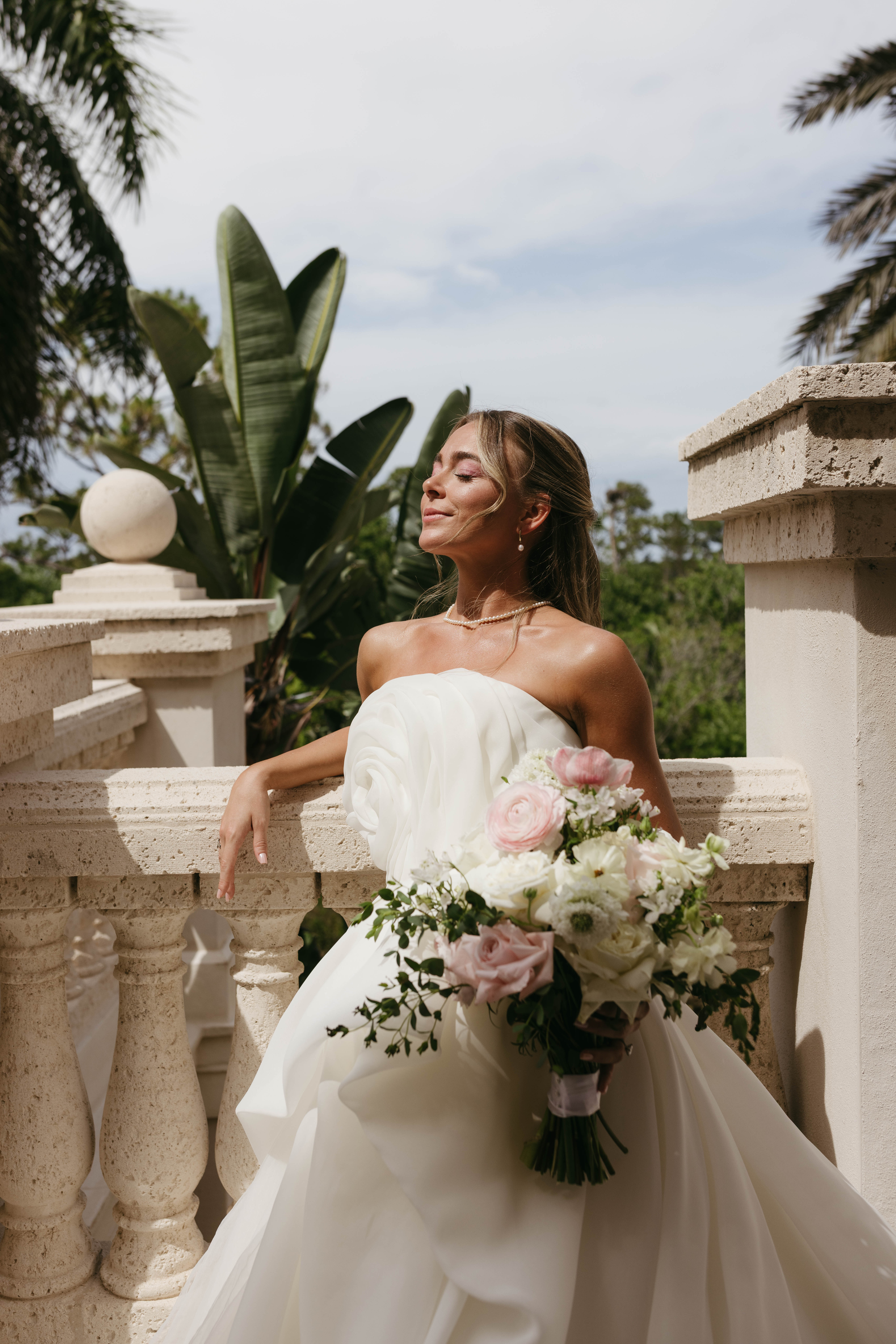 A romantic, high-end wedding at the Crane Club in South Florida, Noah and Annie’s day was filled with artistic details, timeless fashion, and effortless elegance—captured through an editorial, story-driven lens in the heart of West Palm Beach.